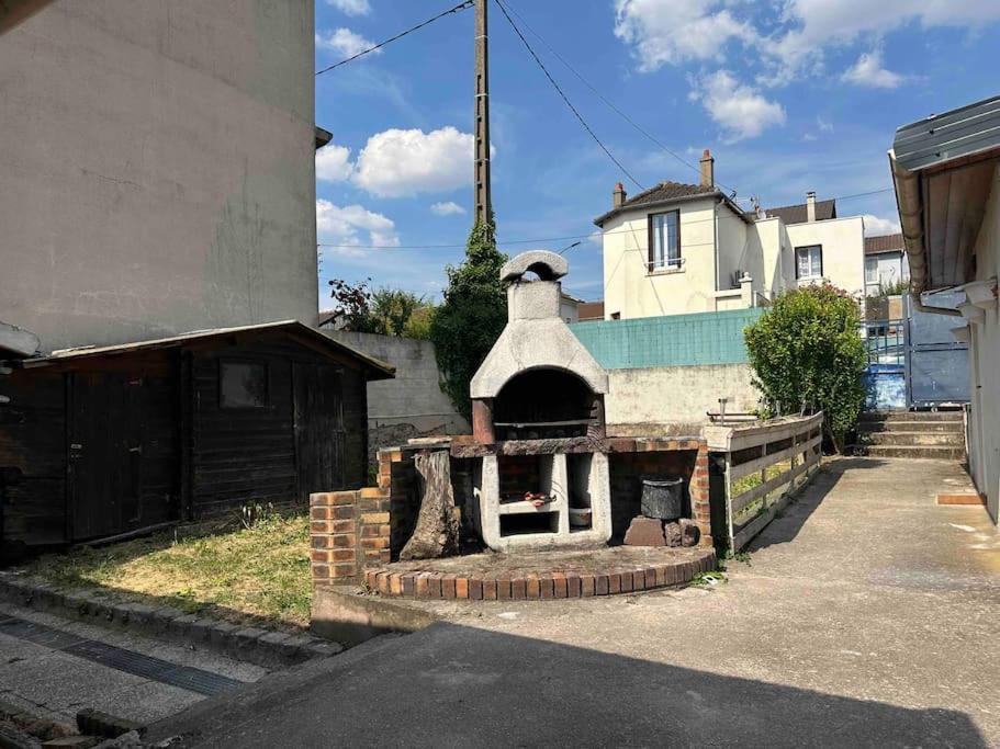 Maison Jardin Proche Paris Вільжуїф Екстер'єр фото